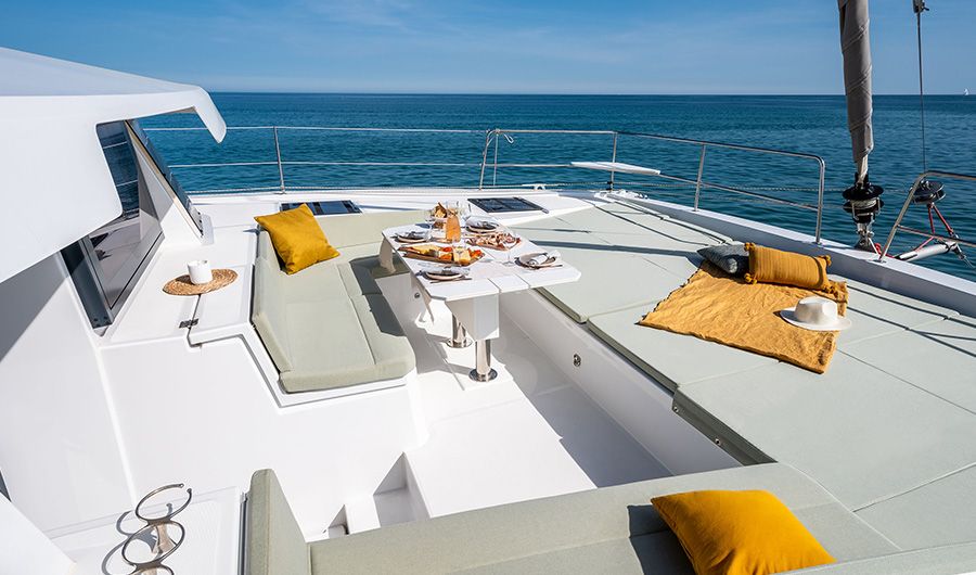 Naviguez avec style : Sunbrella x Bali Catamarans