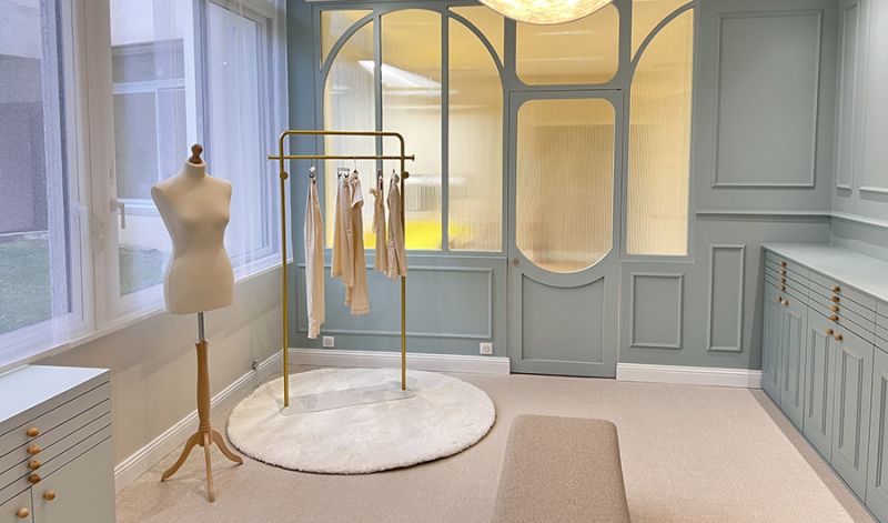 COILS PROJECT: An elegant, modular showroom